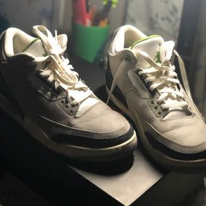 Air Jordan 3 chlorophyll